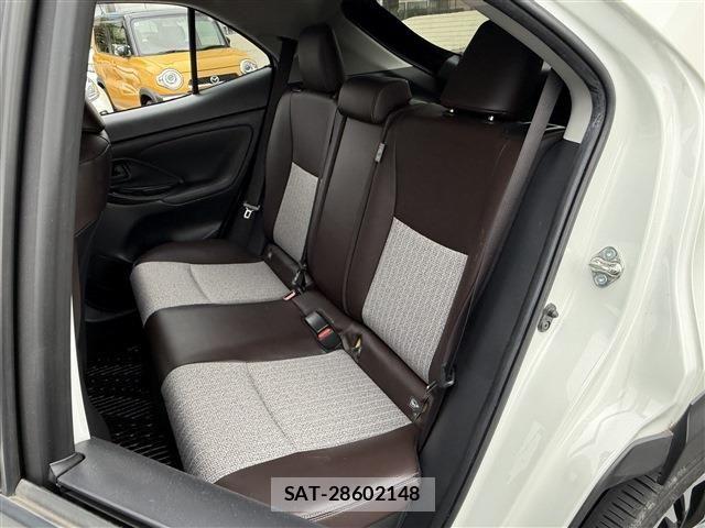 Toyota YARIS CROSS 2021-12 7981700-24