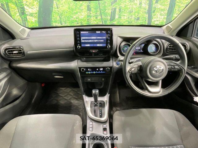 Toyota YARIS CROSS 2022-01 7981699-1