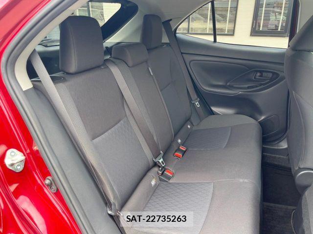 Toyota YARIS CROSS 2021-03 7981704-10