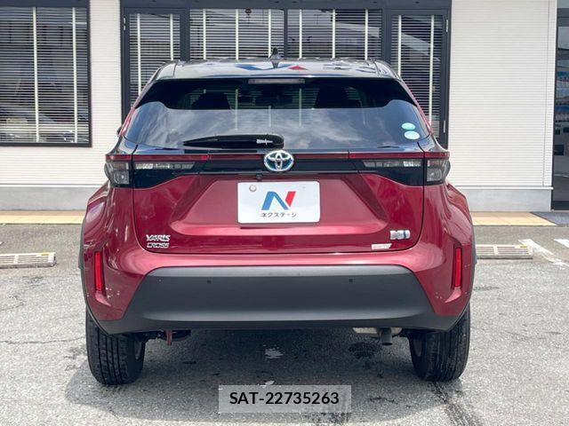 Toyota YARIS CROSS 2021-03 7981704-16