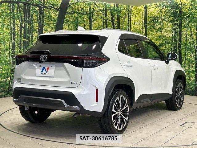 Toyota YARIS CROSS 2024-01 7981695-15