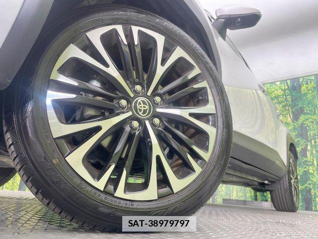 Toyota YARIS CROSS 2024-02 7981694-12