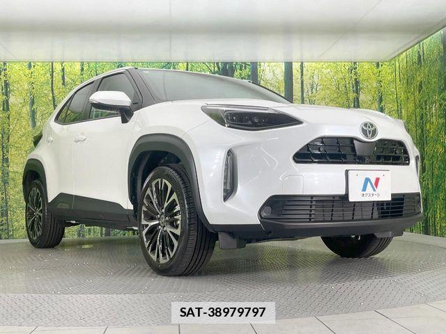 Toyota YARIS CROSS 2024-02 7981694-15