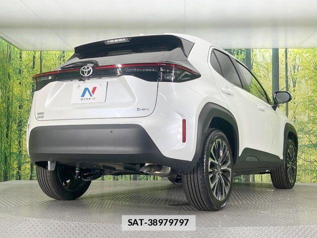 Toyota YARIS CROSS 2024-02 7981694-16