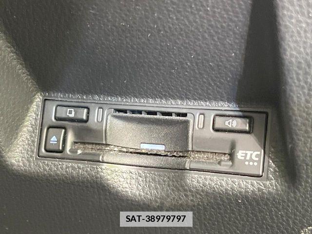 Toyota YARIS CROSS 2024-02 7981694-6