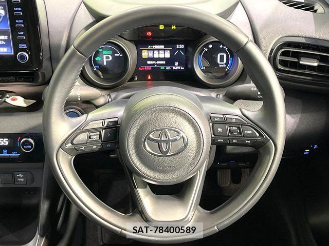 Toyota YARIS CROSS 2021-10 8039475-10