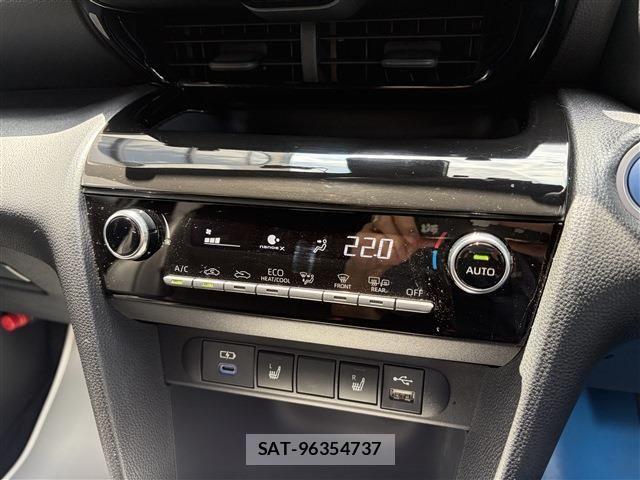 Toyota YARIS CROSS 2023-03 8039462-24