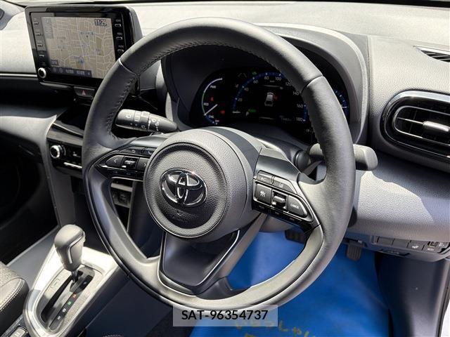 Toyota YARIS CROSS 2023-03 8039462-27