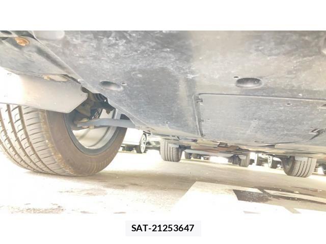 Toyota YARIS CROSS 2020-11 8039465-12
