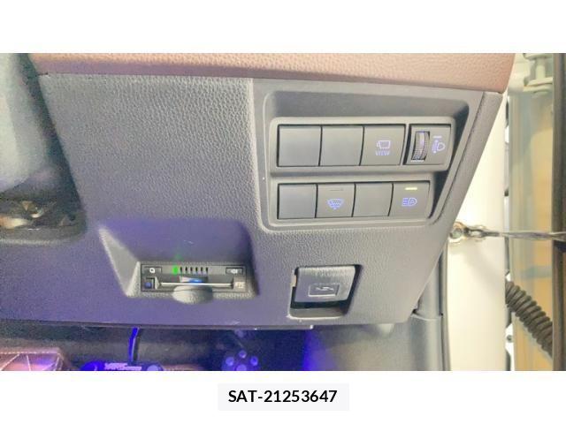 Toyota YARIS CROSS 2020-11 8039465-19