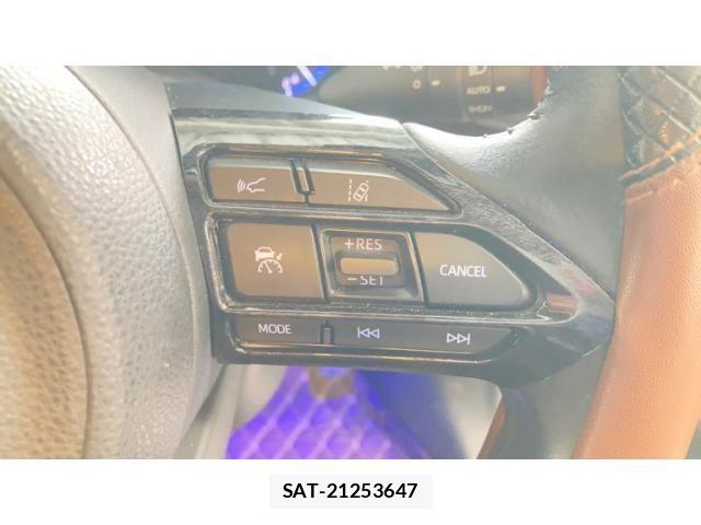 Toyota YARIS CROSS 2020-11 8039465-21