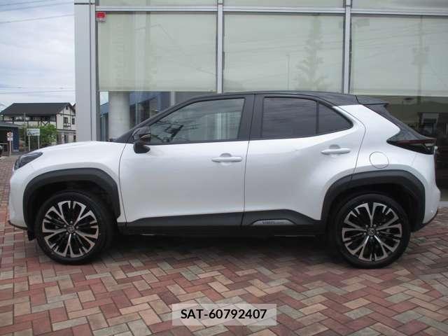 Toyota YARIS CROSS 2025-10 8039453-2