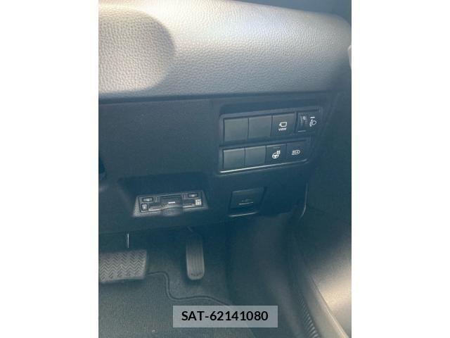 Toyota YARIS CROSS 2026-04 8039451-13