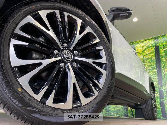 Toyota YARIS CROSS 2025-02 8039452-12
