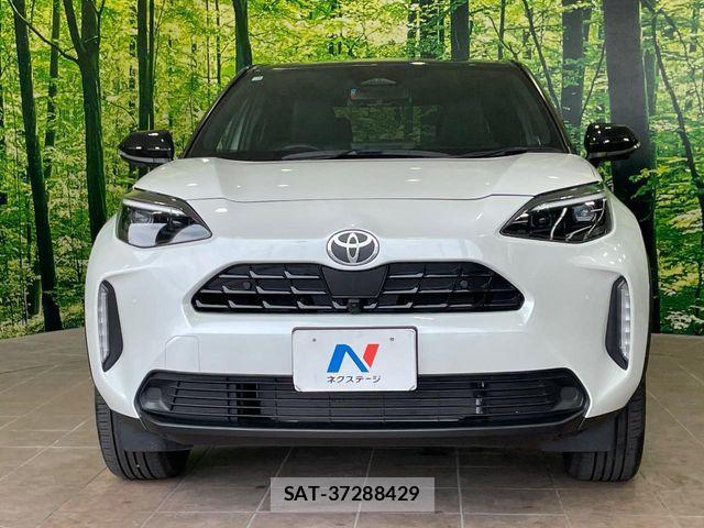 Toyota YARIS CROSS 2025-02 8039452-13