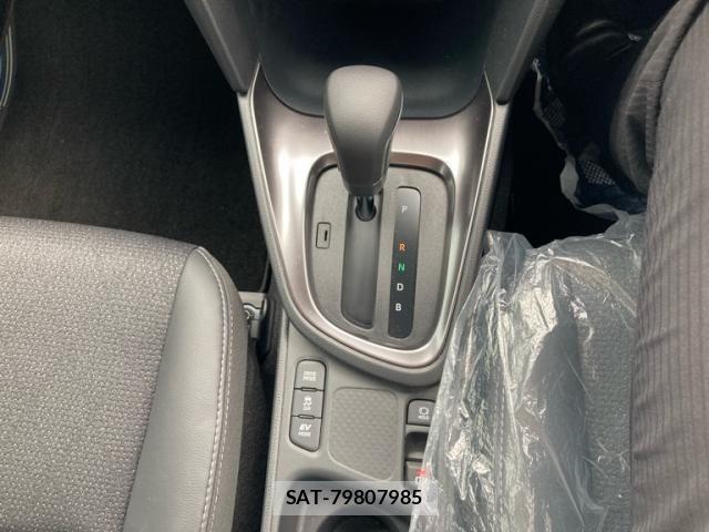 Toyota YARIS CROSS 2026-05 8039444-17