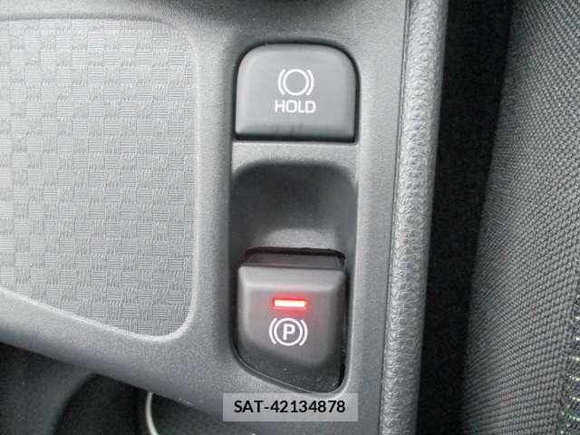 Toyota YARIS CROSS 2021-11 8039468-16
