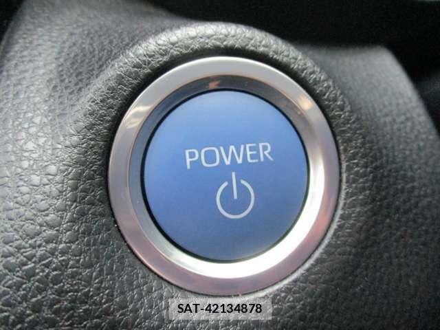 Toyota YARIS CROSS 2021-11 8039468-25