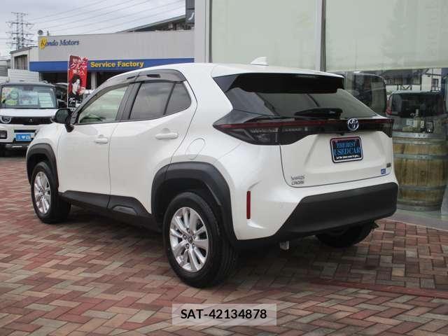 Toyota YARIS CROSS 2021-11 8039468-3