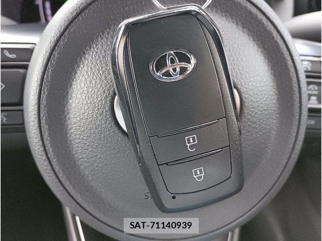 Toyota YARIS CROSS 2025-10 8039459-21