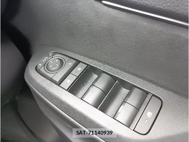 Toyota YARIS CROSS 2025-10 8039459-22