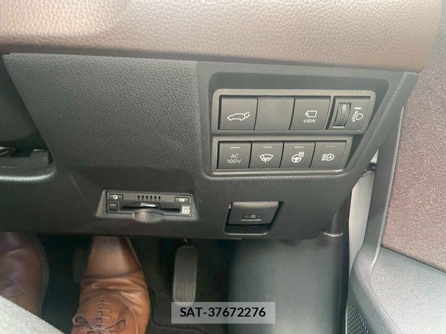 Toyota YARIS CROSS 2023-10 8039463-11