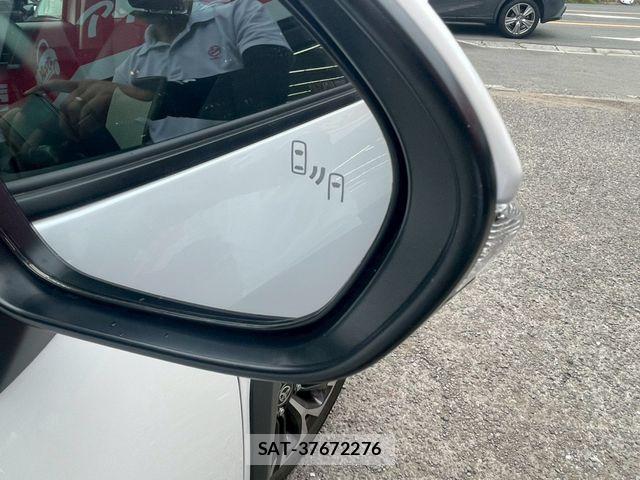 Toyota YARIS CROSS 2023-10 8039463-12