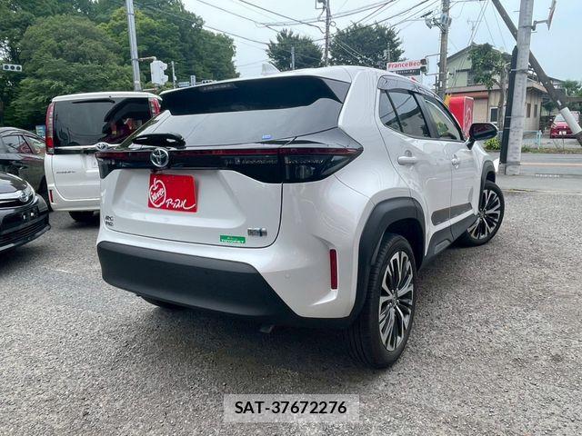 Toyota YARIS CROSS 2023-10 8039463-1