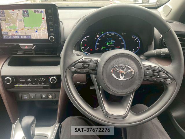 Toyota YARIS CROSS 2023-10 8039463-6