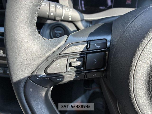 Toyota YARIS CROSS 2025-10 8039460-18
