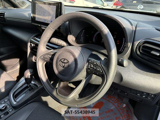 Toyota YARIS CROSS 2025-10 8039460-7