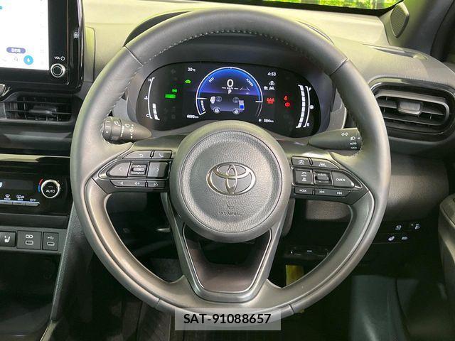 Toyota YARIS CROSS 2025-06 8039450-10