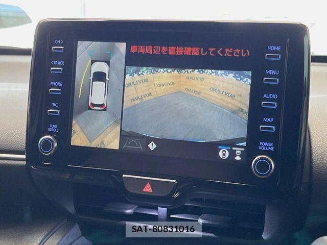 Toyota YARIS CROSS 2023-12 8039464-3