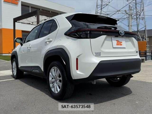 Toyota YARIS CROSS 2022-05 8076293-12
