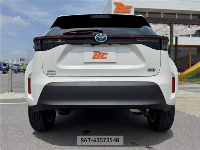 Toyota YARIS CROSS 2022-05 8076293-13