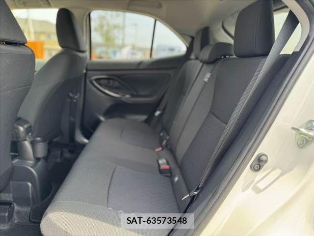Toyota YARIS CROSS 2022-05 8076293-17