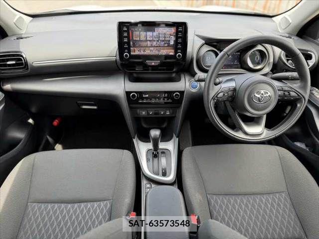 Toyota YARIS CROSS 2022-05 8076293-1