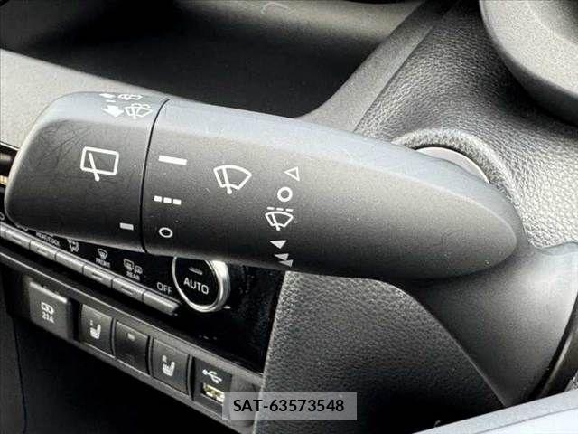 Toyota YARIS CROSS 2022-05 8076293-22