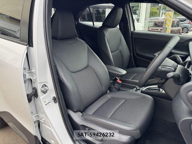 Toyota YARIS CROSS 2025-10 8076284-28