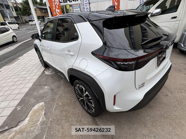 Toyota YARIS CROSS 2025-10 8076284-2