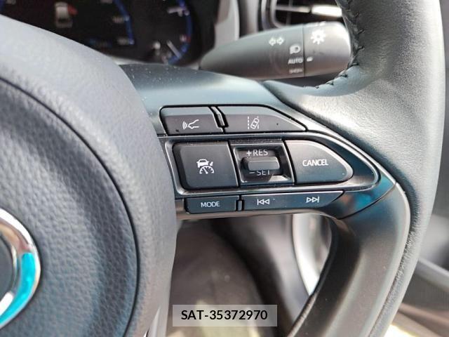Toyota YARIS CROSS 2022-10 8076287-16