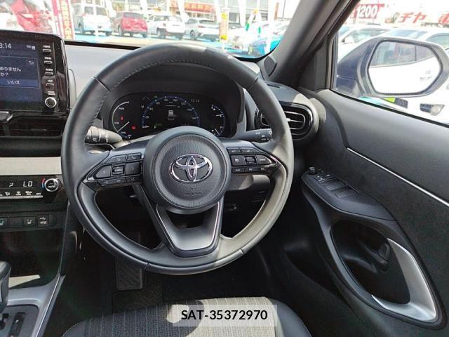 Toyota YARIS CROSS 2022-10 8076287-2