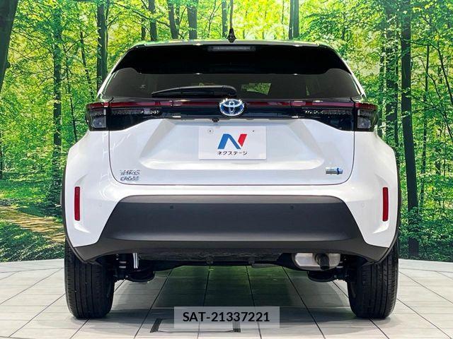 Toyota YARIS CROSS 2023-07 8076288-14