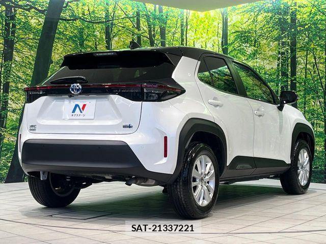 Toyota YARIS CROSS 2023-07 8076288-16