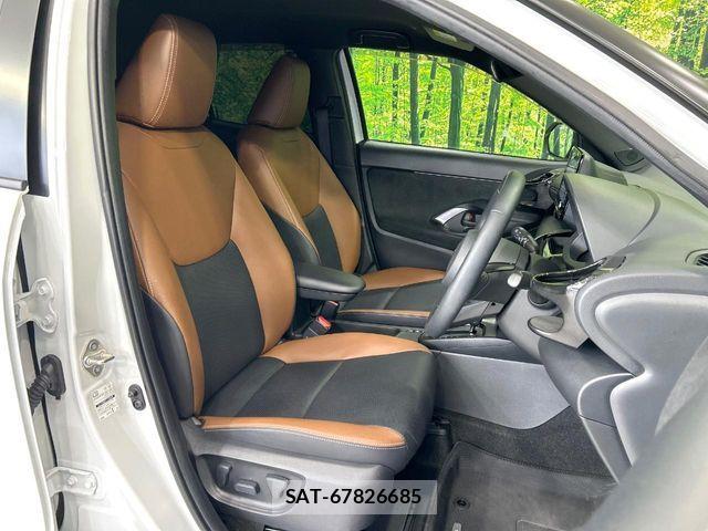 Toyota YARIS CROSS 2025-02 8076285-7