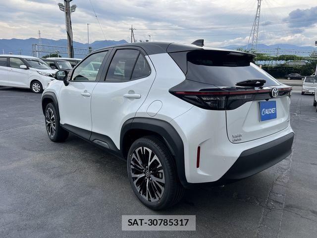 Toyota YARIS CROSS 2025-10 8076286-5