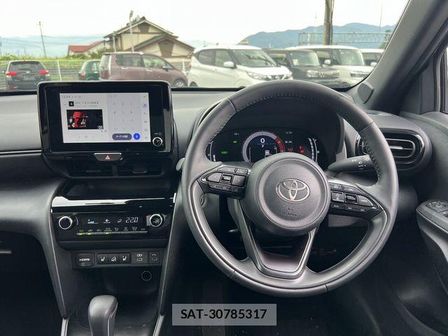 Toyota YARIS CROSS 2025-10 8076286-7