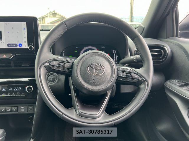 Toyota YARIS CROSS 2025-10 8076286-8