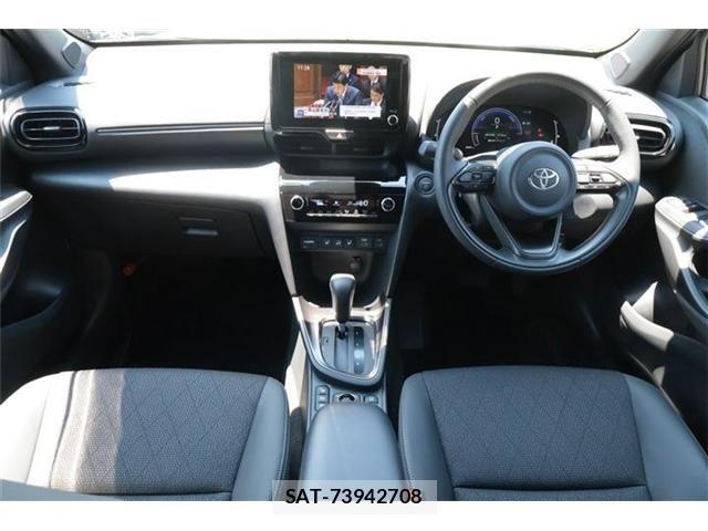 Toyota YARIS CROSS 2025-05 8076282-1