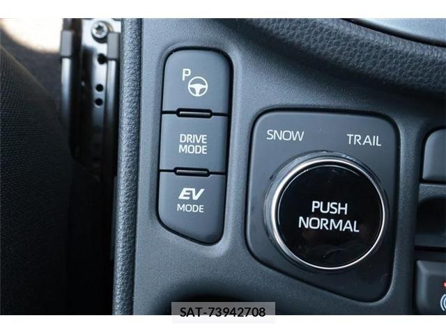 Toyota YARIS CROSS 2025-05 8076282-7